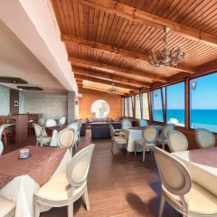 Отель Flamingo Beach Hotel Кипр, Ларнака - 13 отзывов об отеле, цены и фото номеров - забронировать отель Flamingo Beach Hotel онлайн гостиничный бар фото 2