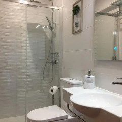 Отель Liencres Apartamentos Испания, Пьелагос - отзывы, цены и фото номеров - забронировать отель Liencres Apartamentos онлайн ванная