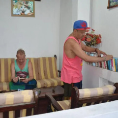 Отель Thenu Rest Guest House интерьер отеля