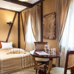 Historical Hotel Fortetsya Hetmana 4* Люкс с различными типами кроватей фото 14