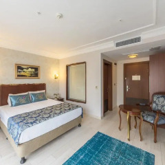 Rast Hotel 3* Стандартный номер с двуспальной кроватью