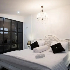 Meroom Hotel 3* Номер Делюкс двуспальная кровать фото 5