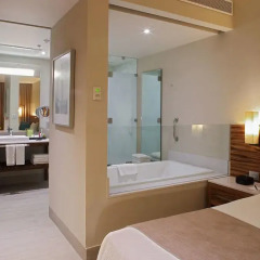 Отель Emporio Cancun 3* Люкс с различными типами кроватей