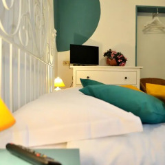 Отель La Luna Di Roma B&B Стандартный номер с различными типами кроватей