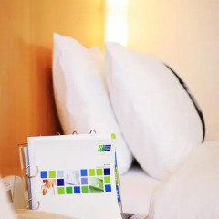 Отель Holiday Inn Express Luohu 4* Стандартный номер фото 5