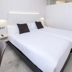 Hotel SERHS Carlit 3* Стандартный номер с различными типами кроватей фото 15