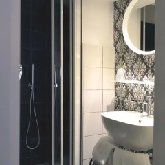 Seiler Hotel 2* Номер Комфорт с двуспальной кроватью фото 11