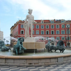 Отель Les Suites Massena