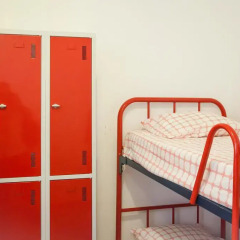Barbieri Sol Hostel Кровать в общем номере с двухъярусной кроватью