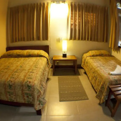 Hotel Jaguar Inn Tikal 3* Бунгало с различными типами кроватей фото 19