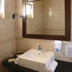 Отель Prestige House 3* Стандартный номер с двуспальной кроватью фото 4