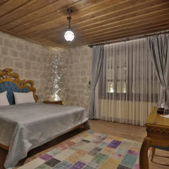 Elevres Stone House Hotel 4* Люкс повышенной комфортности с различными типами кроватей фото 19