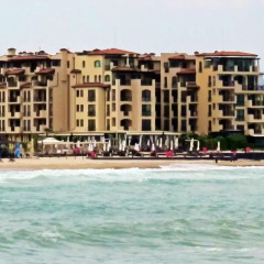 Отель Oasis VIP Club Private Apartment Болгария, Солнечный берег - отзывы, цены и фото номеров - забронировать отель Oasis VIP Club Private Apartment онлайн пляж фото 2