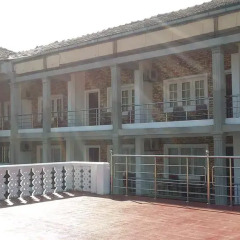 Отель Oasis Beach Resort