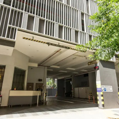 Parc Sovereign Hotel – Albert St парковка
