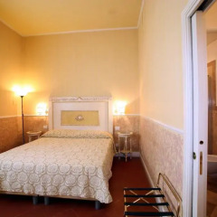 Отель B&B Relais Tiffany 3* Стандартный номер с различными типами кроватей фото 10