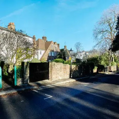 Отель House Keats Grove - Hampstead парковка