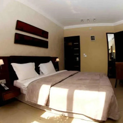 Отель The Avenue Suites Стандартный номер фото 6