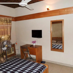 Deke Hotel and Suites 2* Улучшенный номер фото 2