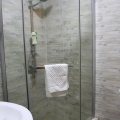 Hotel at Gomi 19 Стандартный семейный номер с 2 отдельными кроватями фото 10