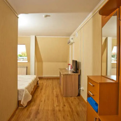 Гостиница Mayak Inn в Уссурийске отзывы, цены и фото номеров - забронировать гостиницу Mayak Inn онлайн Уссурийск сейф в номере