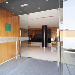 AC Hotel La Linea by Marriott парковка