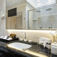Отель GKK Exclusive Private Suites Люкс с различными типами кроватей фото 13