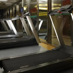 Kingdom Narada Grand Hotel фитнесс-зал