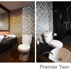 Отель Rambuttri Village Inn & Plaza 3* Улучшенный номер с различными типами кроватей фото 15
