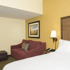 Отель Hampton Inn Indianapolis Downtown Across from Circle Centre 3* Стандартный номер с различными типами кроватей фото 7