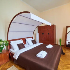 Гостиница Romantic Suite in the city centre комната для гостей