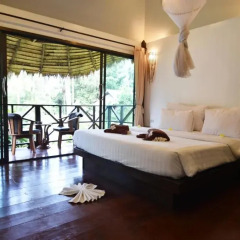 Отель Long Beach Chalet 3* Улучшенные апартаменты с различными типами кроватей фото 17