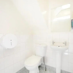 Отель Astor Hyde Park Hostel Великобритания, Лондон - отзывы, цены и фото номеров - забронировать отель Astor Hyde Park Hostel онлайн ванная фото 2