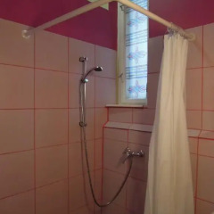 Santico Art Hostel And Guesthouse Стандартный семейный номер фото 13