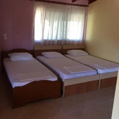 Отель Holiday Home Violeta Албания, Ксамил - отзывы, цены и фото номеров - забронировать отель Holiday Home Violeta онлайн комната для гостей фото 5