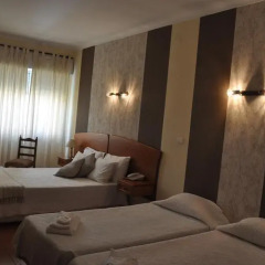 Отель Dom Carlos I 2* Стандартный номер с различными типами кроватей фото 5