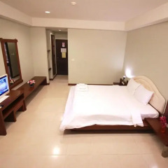 Suparee Park View Hotel 3* Номер Делюкс с различными типами кроватей фото 5