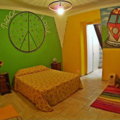 Отель Art B&B Joyful People Стандартный номер фото 7