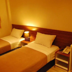 Отель White House Asoke Sukhumvit 18 3* Номер Делюкс фото 3