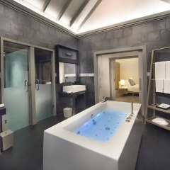 Отель Ja Manafaru (Ex.Beach House Iruveli) 5* Бунгало фото 8