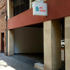 Хостел ARC House парковка