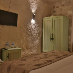 Acropolis Cave Suite 4* Улучшенный номер с различными типами кроватей