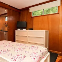 Отель Dutch Canal Boat Нидерланды, Амстердам - отзывы, цены и фото номеров - забронировать отель Dutch Canal Boat онлайн комната для гостей фото 4
