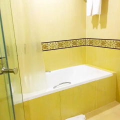 I Residence Hotel Silom 3* Номер Делюкс с различными типами кроватей фото 26