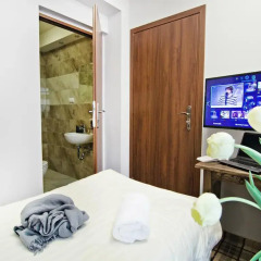 Отель Five Stars Luxury Hostel Польша, Вроцлав - отзывы, цены и фото номеров - забронировать отель Five Stars Luxury Hostel онлайн спа