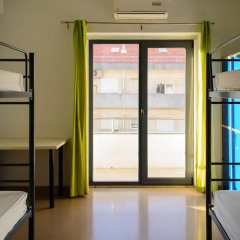 Hans Brinker Hostel Lisbon Стандартный номер с различными типами кроватей фото 4