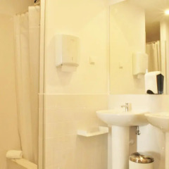 Ale-Hop Albufeira Hostel Кровать в общем номере с двухъярусной кроватью фото 5