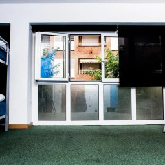 Cool & Chic Hostel Кровать в общем номере с двухъярусной кроватью фото 3