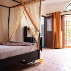 Отель Villa Taprobane сейф в номере