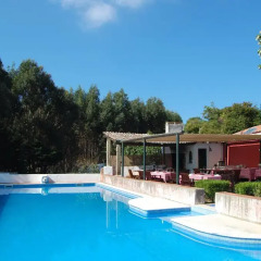 Отель House in a Farm 2km from the Ericeira Beach бассейн фото 3